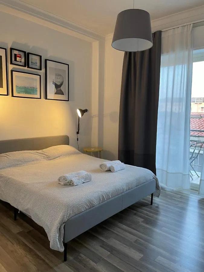 Bed and Breakfast La Dimora Delle Muse CTA 3*,